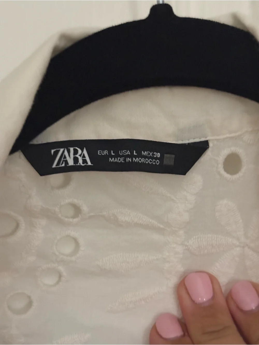 Zara button classic eyelet